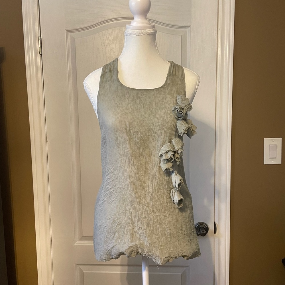 100% Silk Halter Tie Up Low Back Flowers Made in Italy Small Medium Grey Green - Picture 2 of 9
